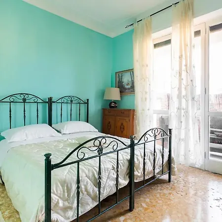 Floor Near Historic Fortino Apartment *