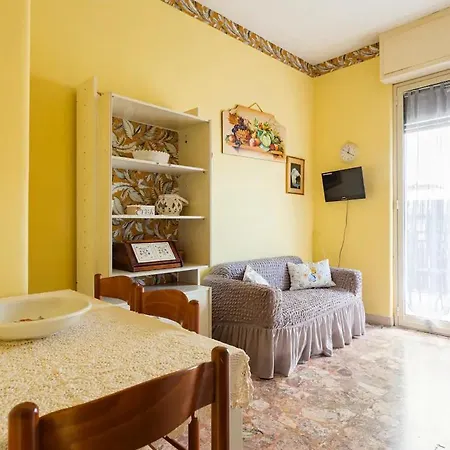 Floor Near Historic Fortino Catania